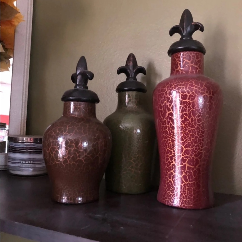 Home decor - Picture 3 of 3